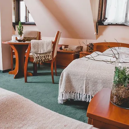 Dworek Aparthotel Karlow