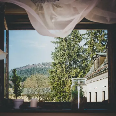 Aparthotel Dworek Karlow