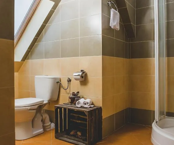 Dworek Aparthotel Karlow